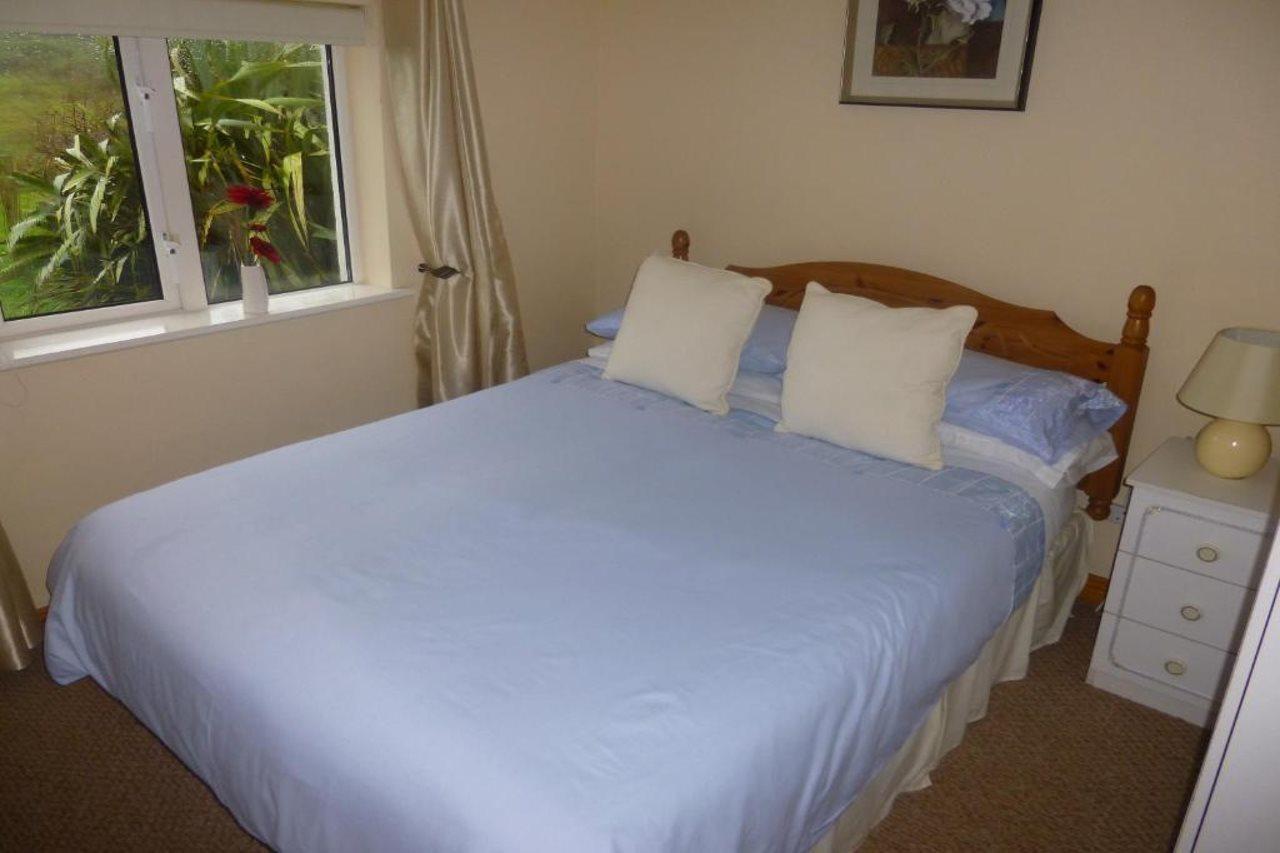 The Ocean Wave Bed & Breakfast Cleggan Exterior photo
